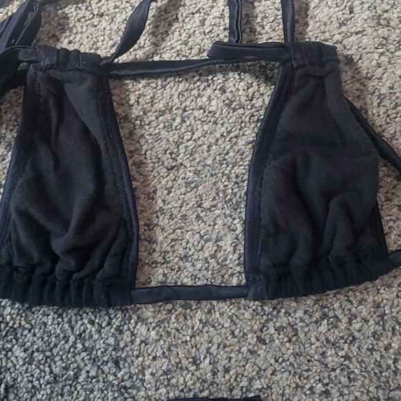 One of a kind scrunch butt triangle bikini - Picture 7 of 7